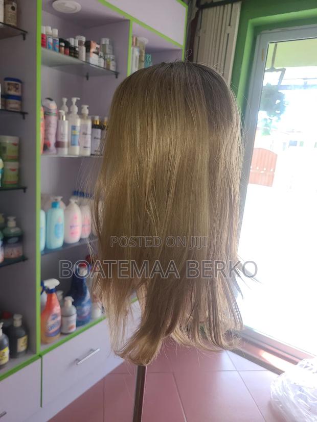Wiglet Topper · Photo 7
