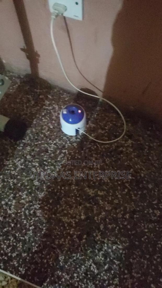 Electric Mosquito Repellent · Photo 3
