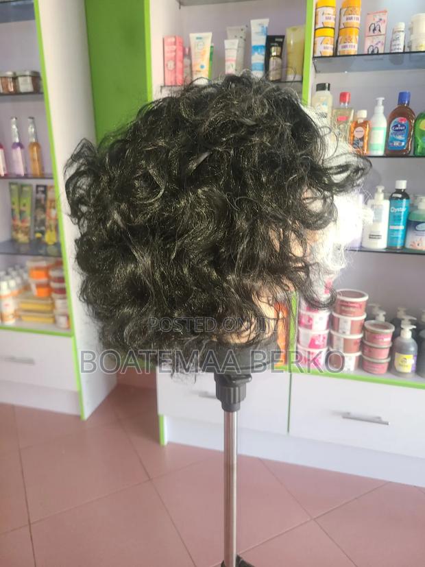 Black and White Curly Hair · Photo 4