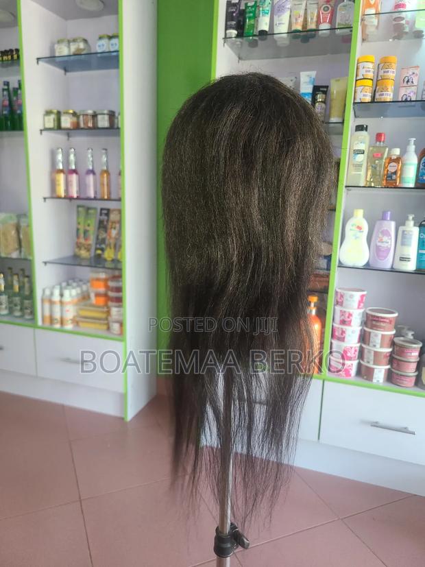 Black Human Hair French Cut Wig · Photo 3