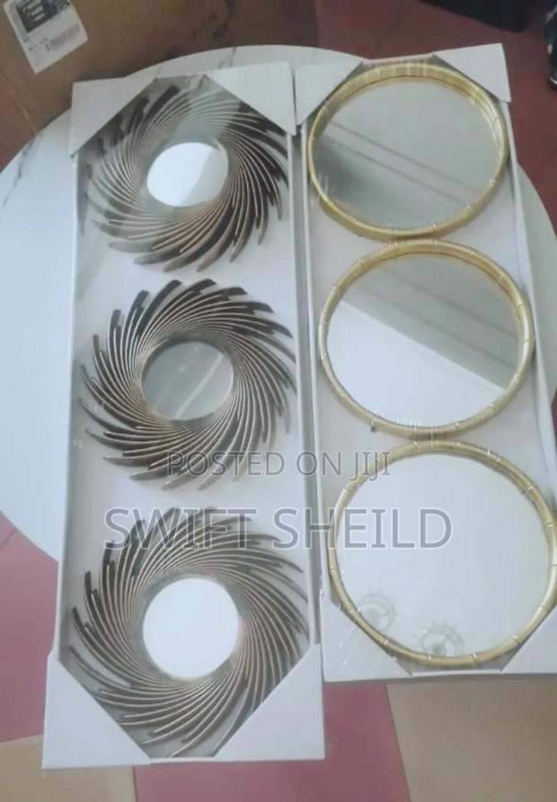 3 Set Decorative Mirror · Photo 2