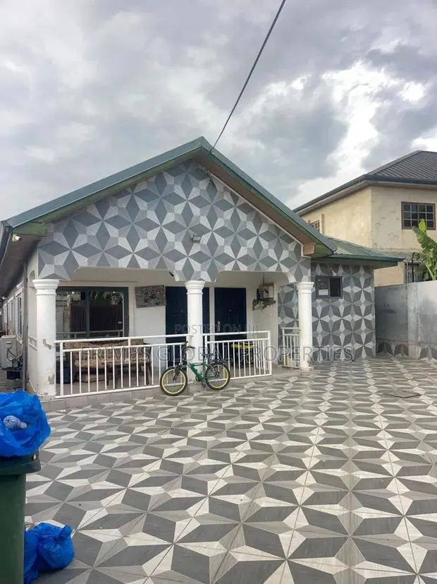 3bdrm House in Pokuase for sale · Photo 1