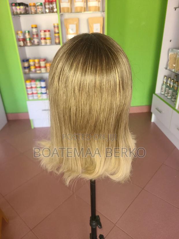 Brown Hair Wig · Photo 3