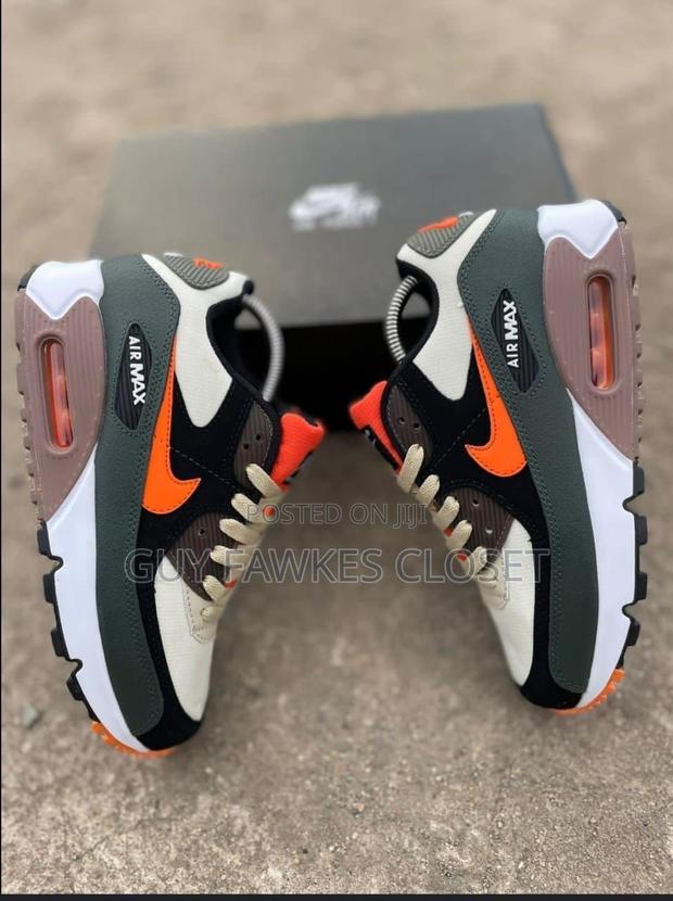 Nike Airmax 90 Dark Army · Photo 5