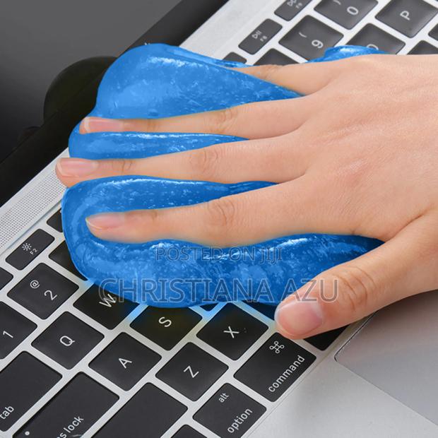 Reusable Cleaning Gum · Photo 2