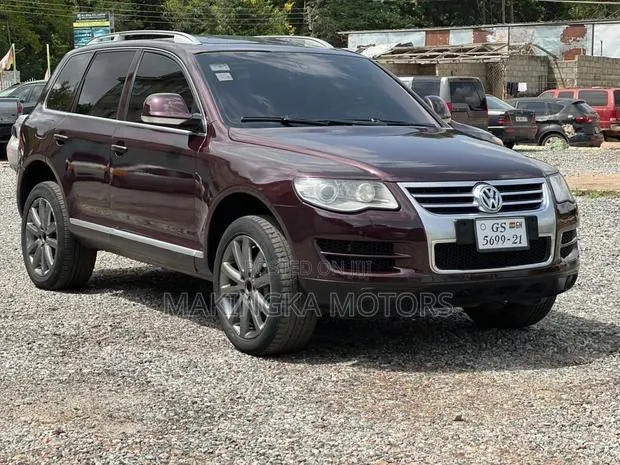 Volkswagen Touareg 2.5 TDi Tiptronic 2009 Red · Photo 1