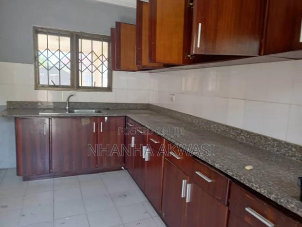 3bdrm House in Spintex Hfc, Tema Metropolitan for rent · Photo 2