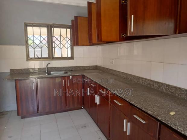 3bdrm House in Spintex Hfc, Tema Metropolitan for rent · Photo 7