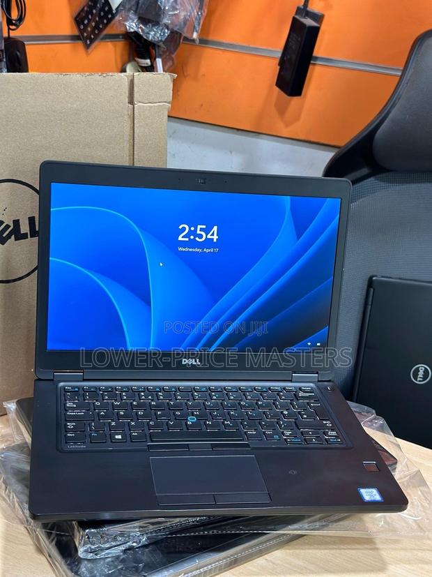 New Laptop Dell Latitude 5480 8GB Intel Core I5 SSD 256GB · Photo 4