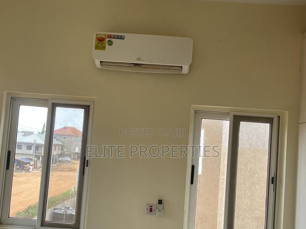 2bdrm Apartment in Comm.25 Devtraco, Tema Metropolitan for rent · Photo 2