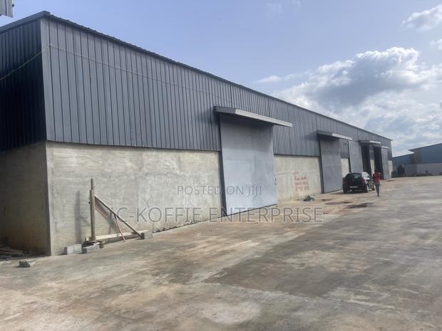 728 SQM Warehouse at Tema for Rent · Photo 2