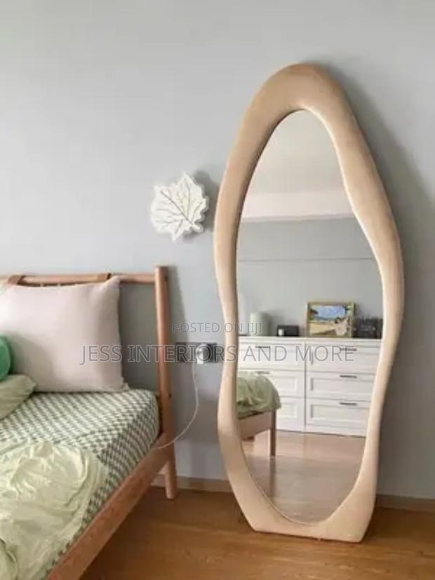 Mirror (180cm X 80cm) · Photo 2