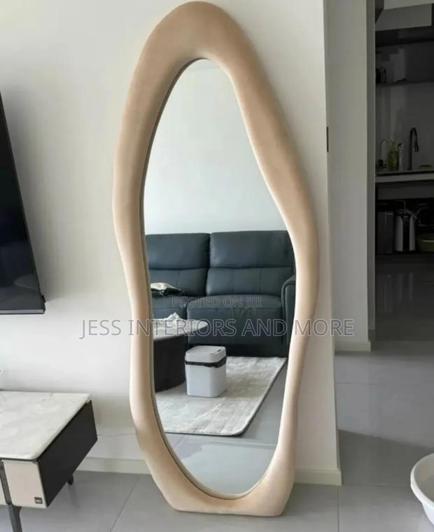 Mirror (180cm X 80cm) · Photo 1