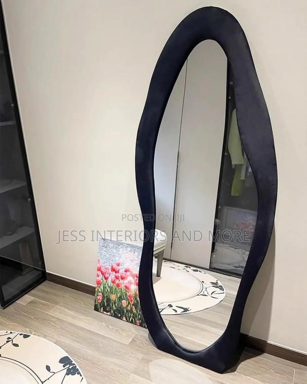 Mirror (180cm X 80cm ) Black · Photo 1
