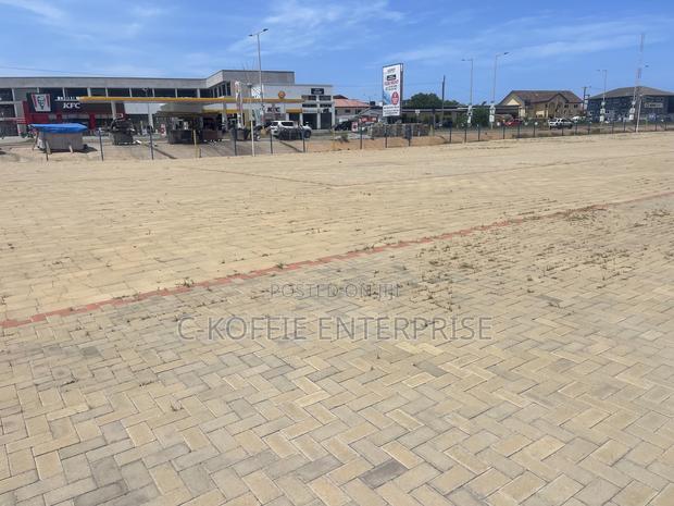 2 Acers Land at Spintex Main Highway for Sale · Photo 1