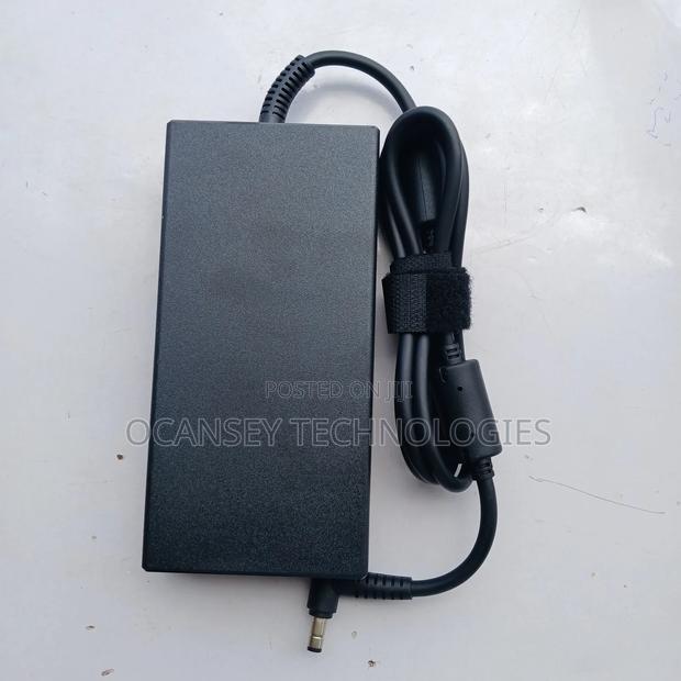 Original Msi 20v 11.5a 230w Charger / Adapter · Photo 2