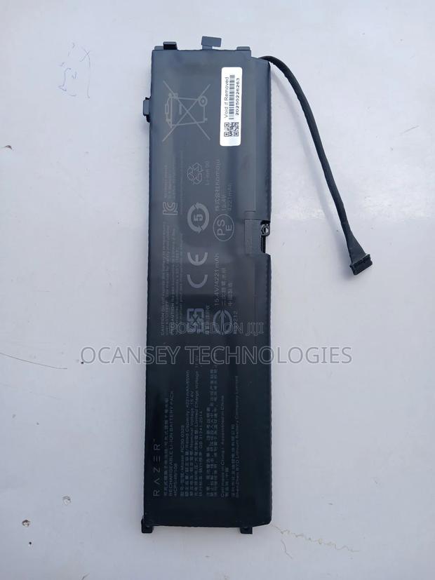 Original Rc30-0328 Razer Blade 15 Base 2020/2020 Battery · Photo 5