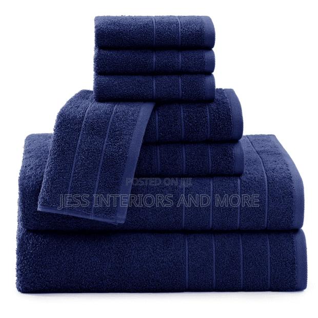 Quality 8-Piece Towel Set · Photo 1