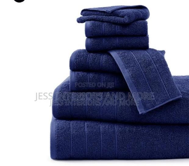 Quality 8-Piece Towel Set · Photo 4