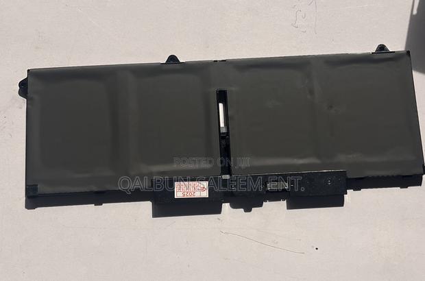 Dell 07krv Battery For Latitude 5330 5430 Precision 3570 · Photo 2