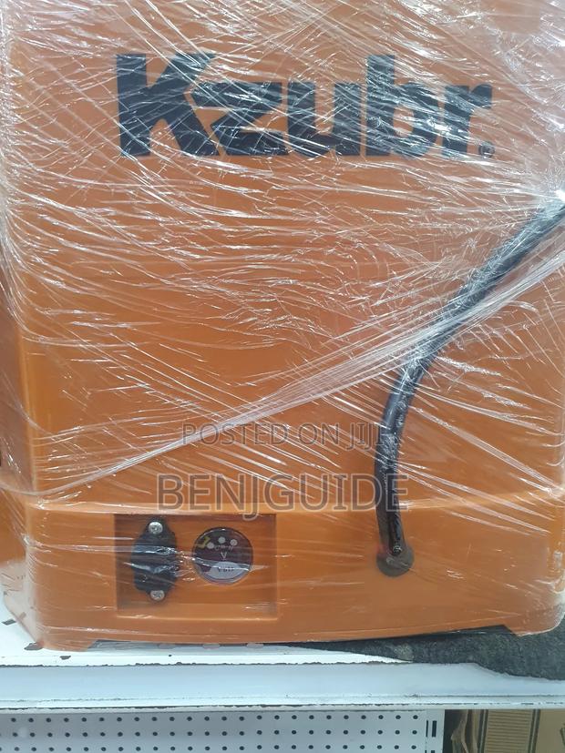Rechargeable Battery Knapsack Sprayer · Photo 4