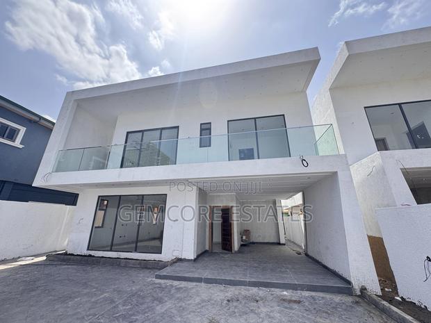 4bdrm House in Nanakrom, Nmai-Dzorn for sale · Photo 1
