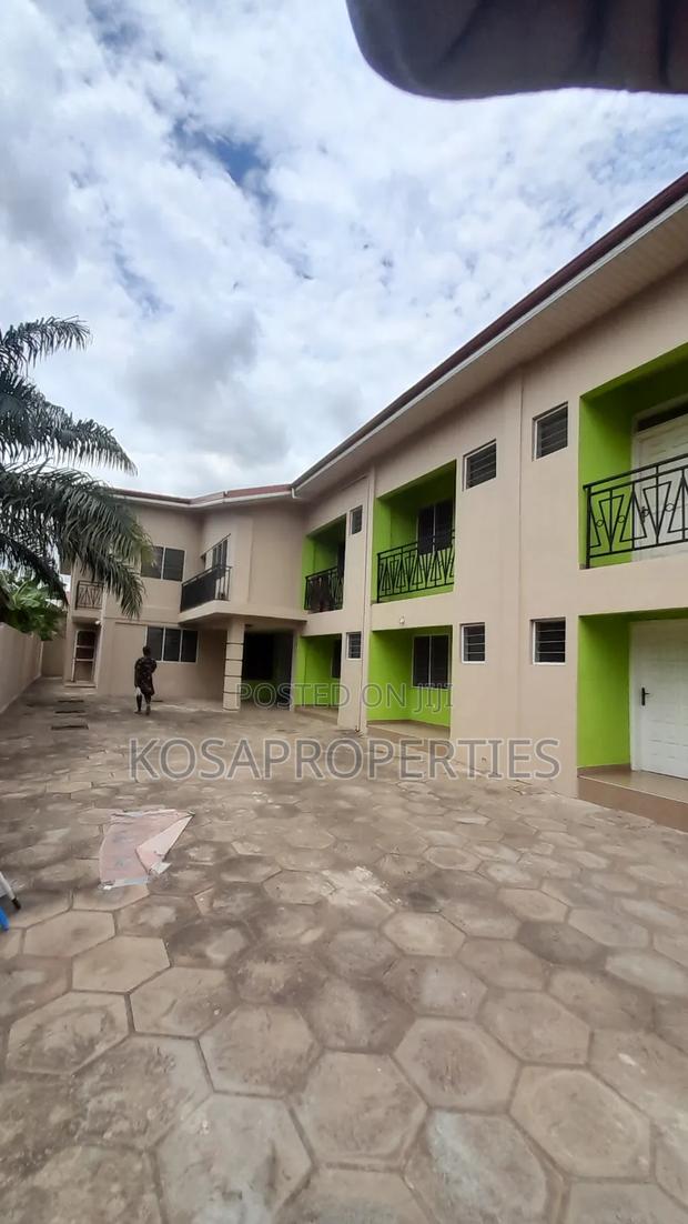 20bdrm House in Hacho Ecomoc, ECOMOG for sale · Photo 4