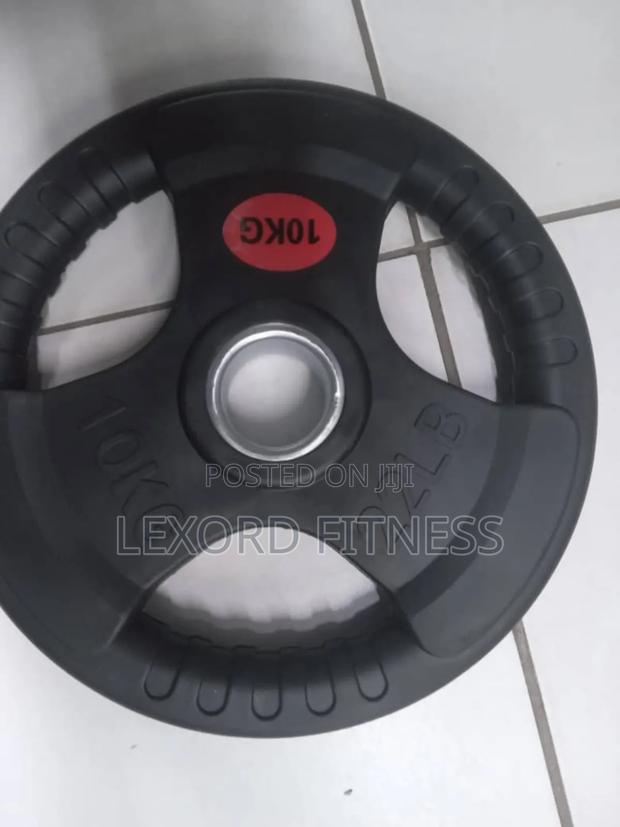Olympic Plate 10kg Pair · Photo 3
