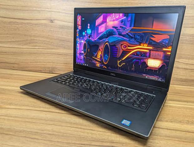 Laptop Dell Precision 7730 32GB Intel Core I7 SSD 512GB · Photo 1