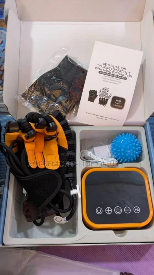 Electric Stroke Gloves · Photo 3