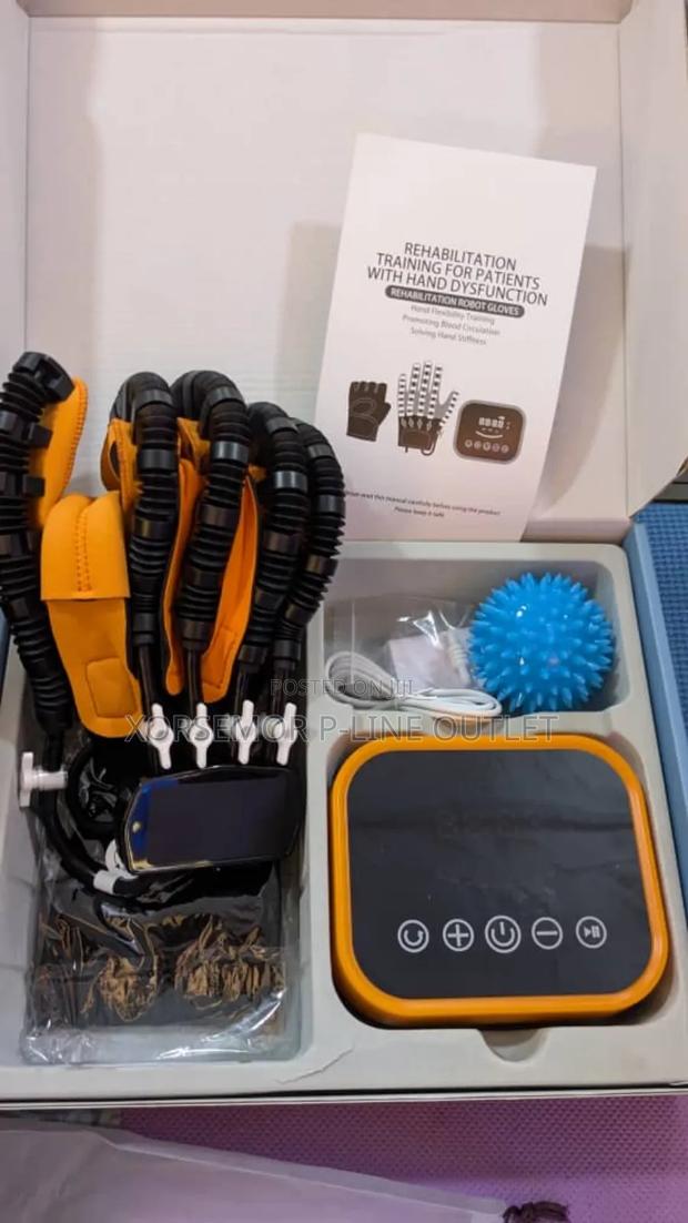 Electric Stroke Gloves · Photo 4