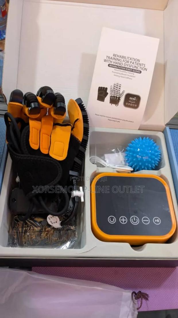 Electric Stroke Gloves · Photo 5