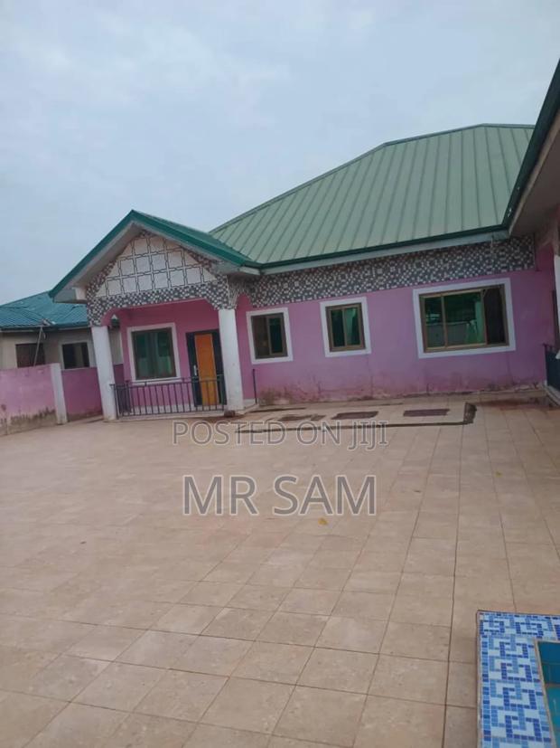 4bdrm House in Sam Properties, West Hills Mall Area for sale · Photo 2