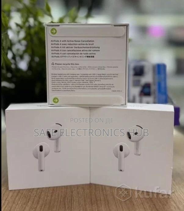 Airpods 4 With Active Noise Cancellation · Photo 2