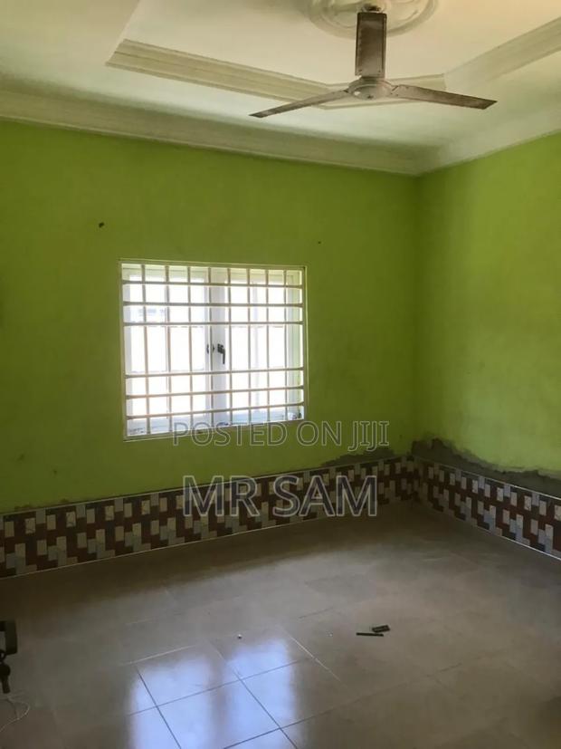 5bdrm House in Sam Properties, Kasoa for sale · Photo 7