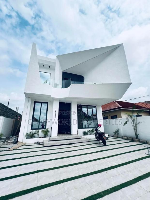 4bdrm House in East Legon for sale · Photo 1