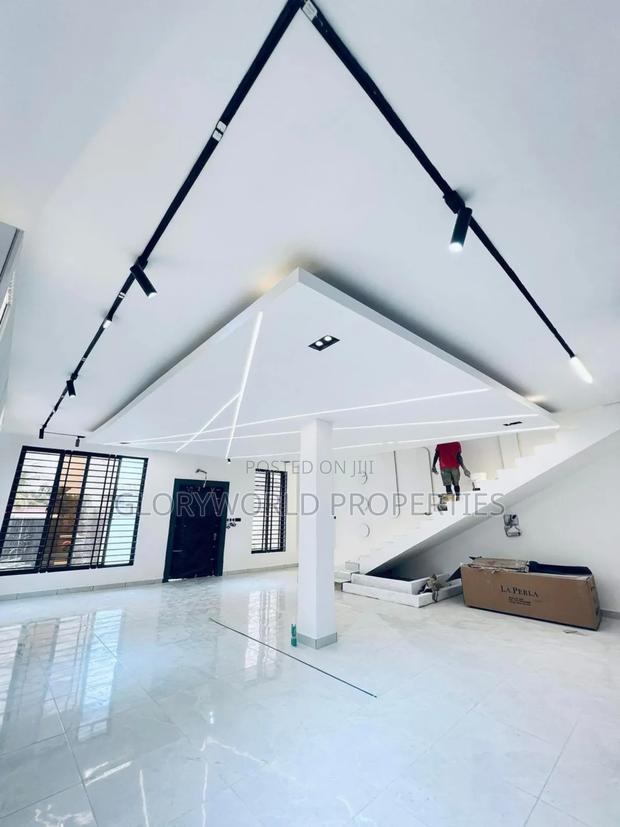 4bdrm House in East Legon for sale · Photo 8