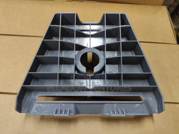 Starlink Dish Mount Adapter · Photo 3
