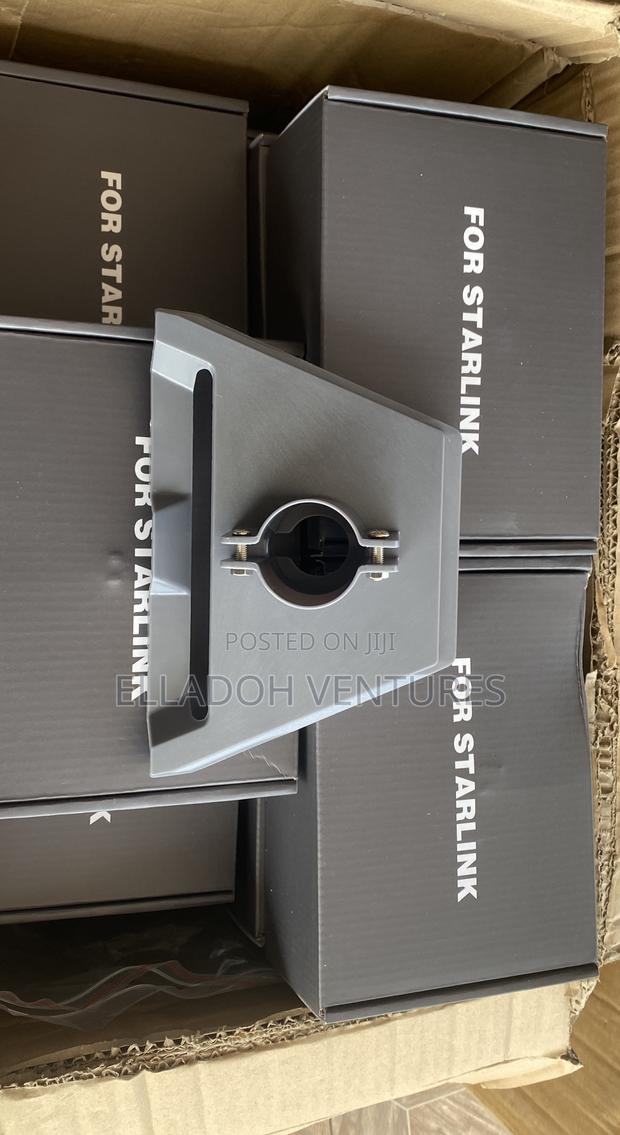 Starlink Dish Mount Adapter · Photo 1