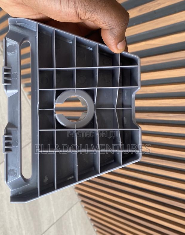 Starlink Gen 3 Dish Mount Pole Adapter · Photo 1