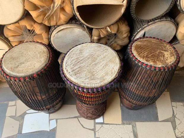 Kpalogo 3 Set With Djembe (Cow Skin) · Photo 5