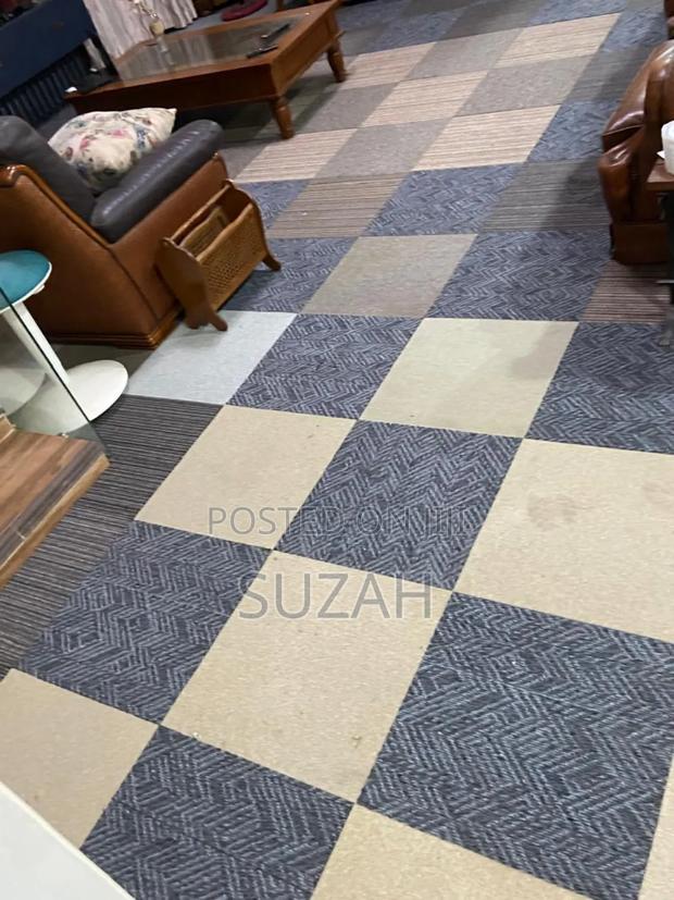 Doormat Size Room Carpet · Photo 1