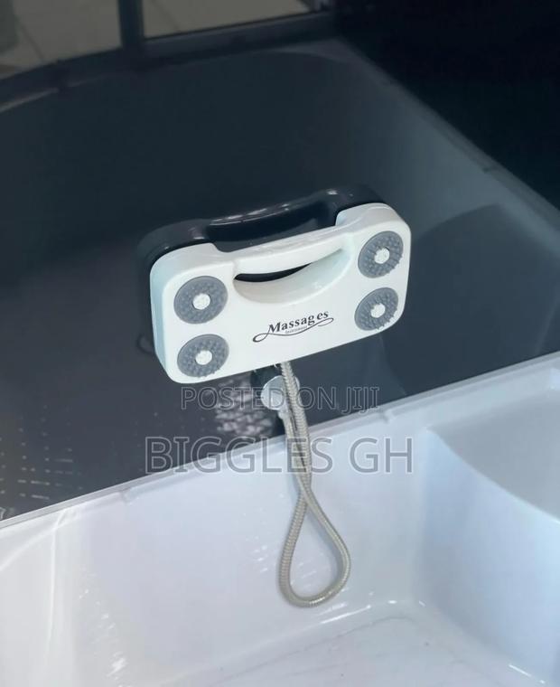 Standing Jacuzzi · Photo 4