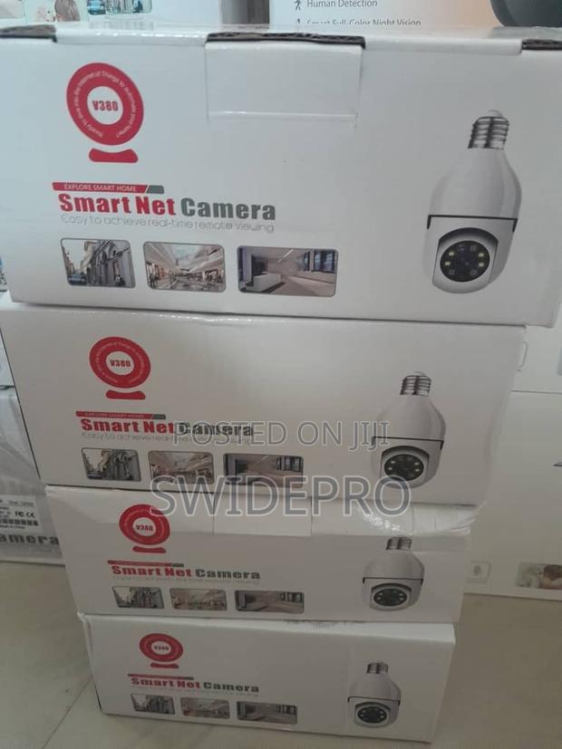 Yilot Surveillance Camera Bulb CCTV · Photo 1