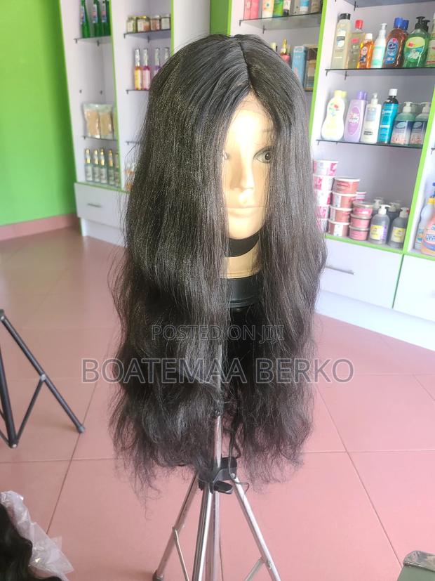 Long Black Wavy Hair · Photo 6