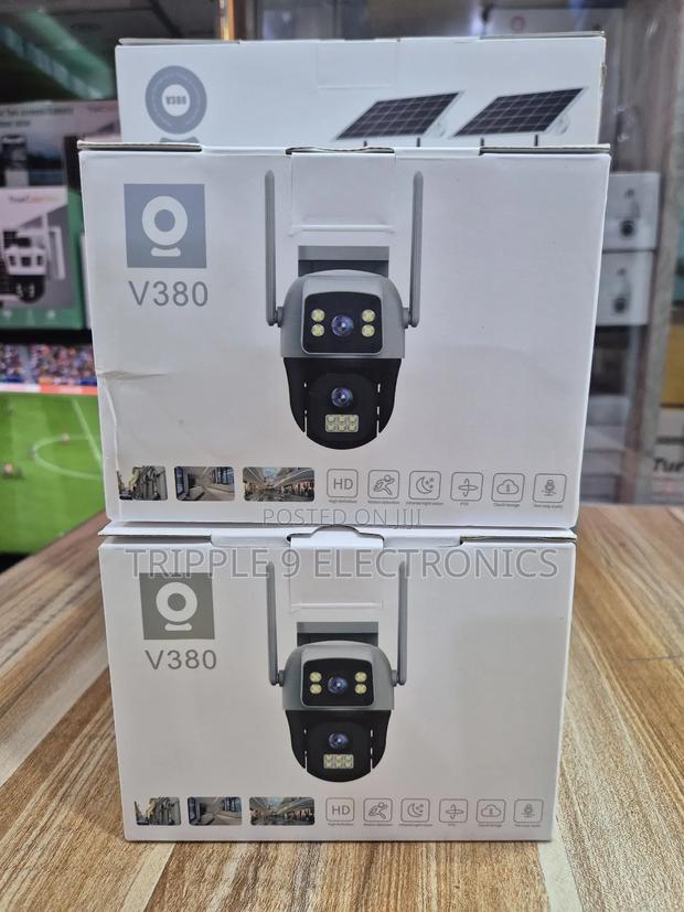 Dual Lens 4g Quality CCTV Camera · Photo 1