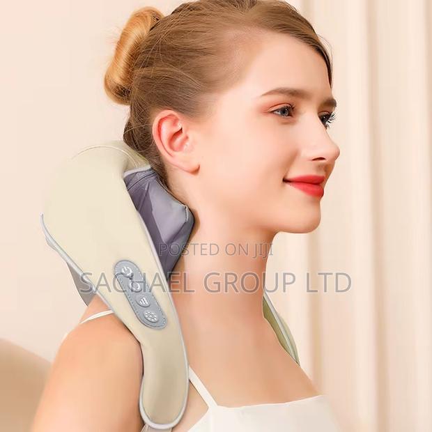Electronic Digital Neck Massager · Photo 2