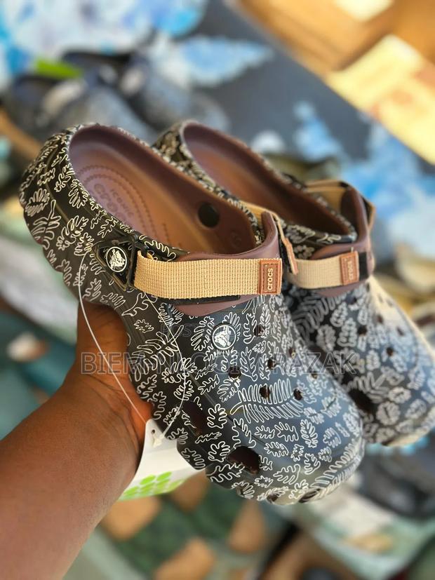 Original Crocs Available in Stock · Photo 3