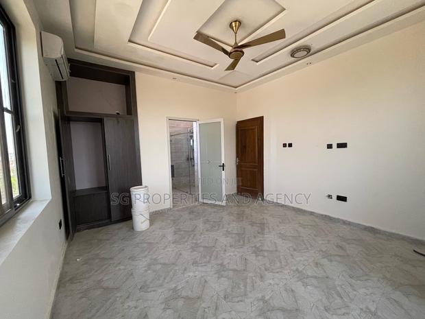 2bdrm Apartment in Spintex for rent · Photo 7