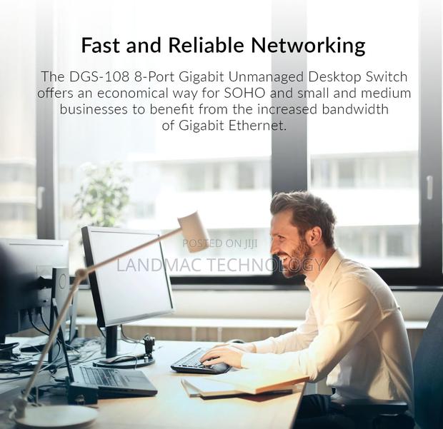 D-Link DGS-F108 8 Port Gigabit Desktop Switch · Photo 3